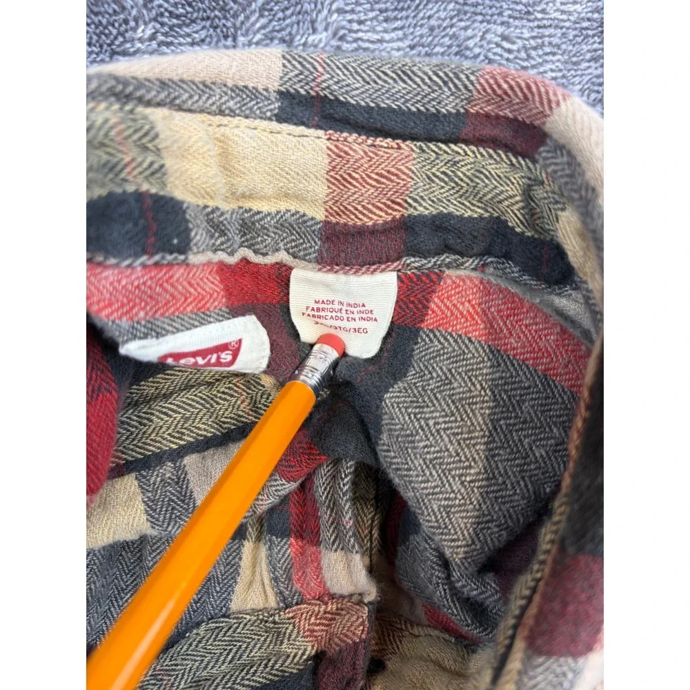 Levi's Button Down Mens 3XL Red Plaid Relaxed Fit Long Sleeve Flannel Shirt